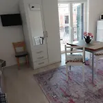 Elisa * Stari Grad (Hvar)