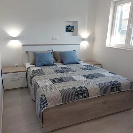 Elisa Apartmán Stari Grad (Hvar)
