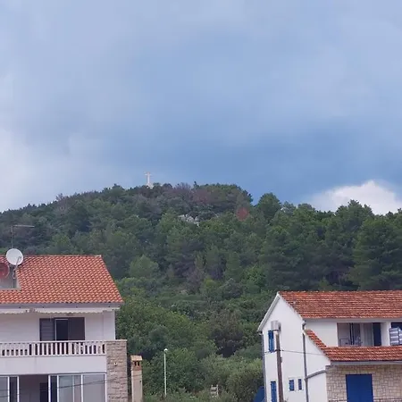 Elisa شقة